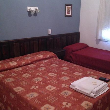Hotel Gure Echea Villa Carlos Paz Rum bild