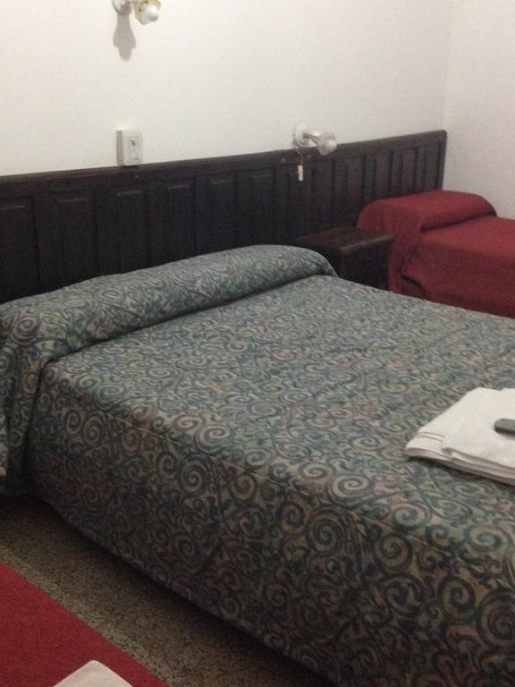 Hotel Gure Echea Villa Carlos Paz Exteriör bild