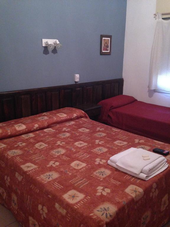Hotel Gure Echea Villa Carlos Paz Rum bild